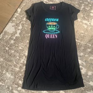 Women’s short sleeve nightgown